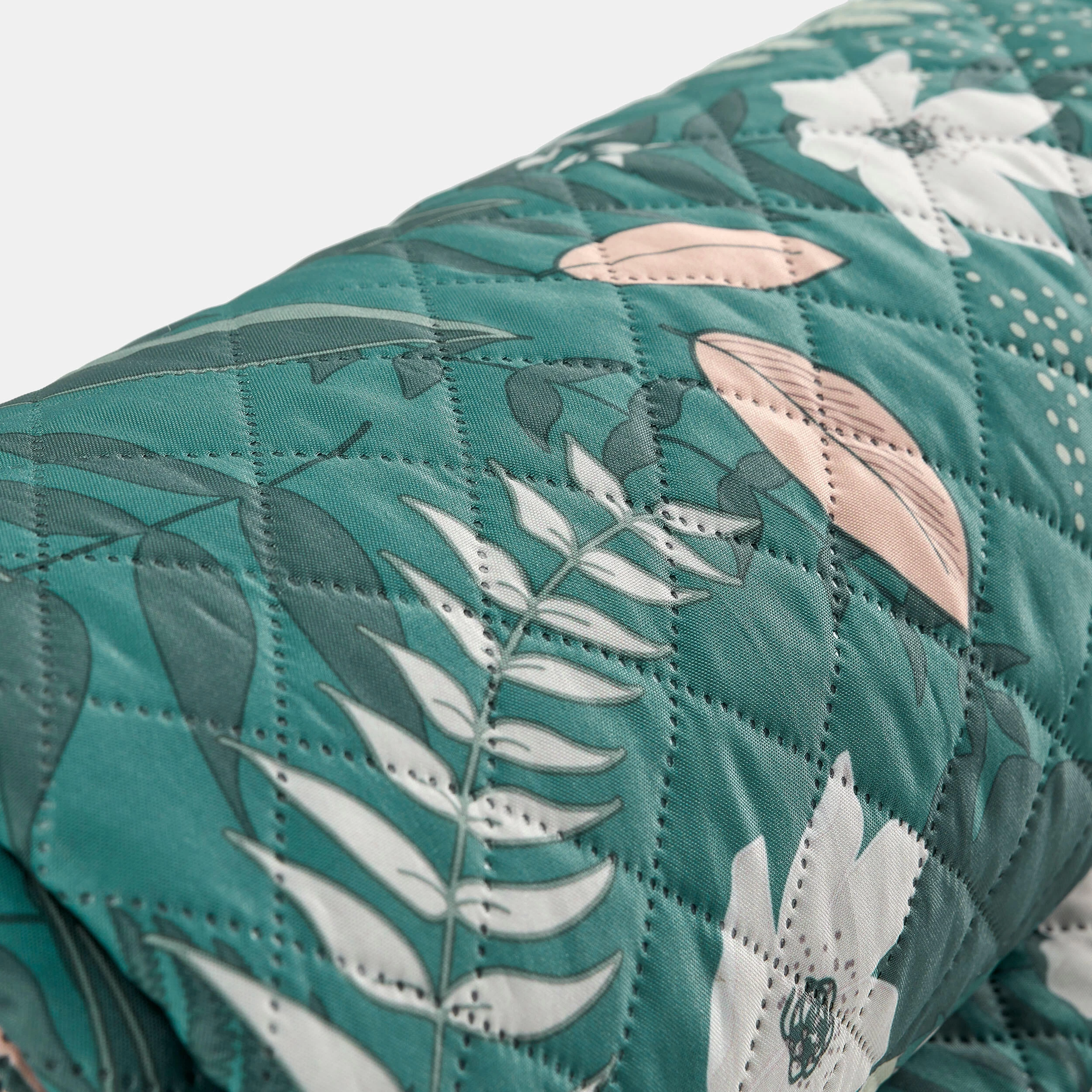 Quechua Comfort Blanket For Picnics And Camping 6 Quechua Comfort Blanket For Picnics And Camping - Image 4