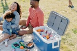 IGLOO Latitude 52QT Cool Box Red -Camping Store k85b904e280ae3571b3408d140a5c3a91