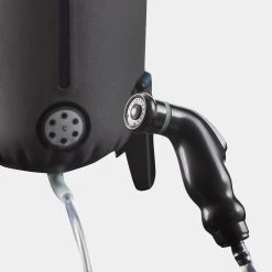 Quechua PRESSURE SOLAR CAMPING SHOWER - 10 LITRES -Camping Store k9d89faaef4deb7f00ecf7e704cdd89b3